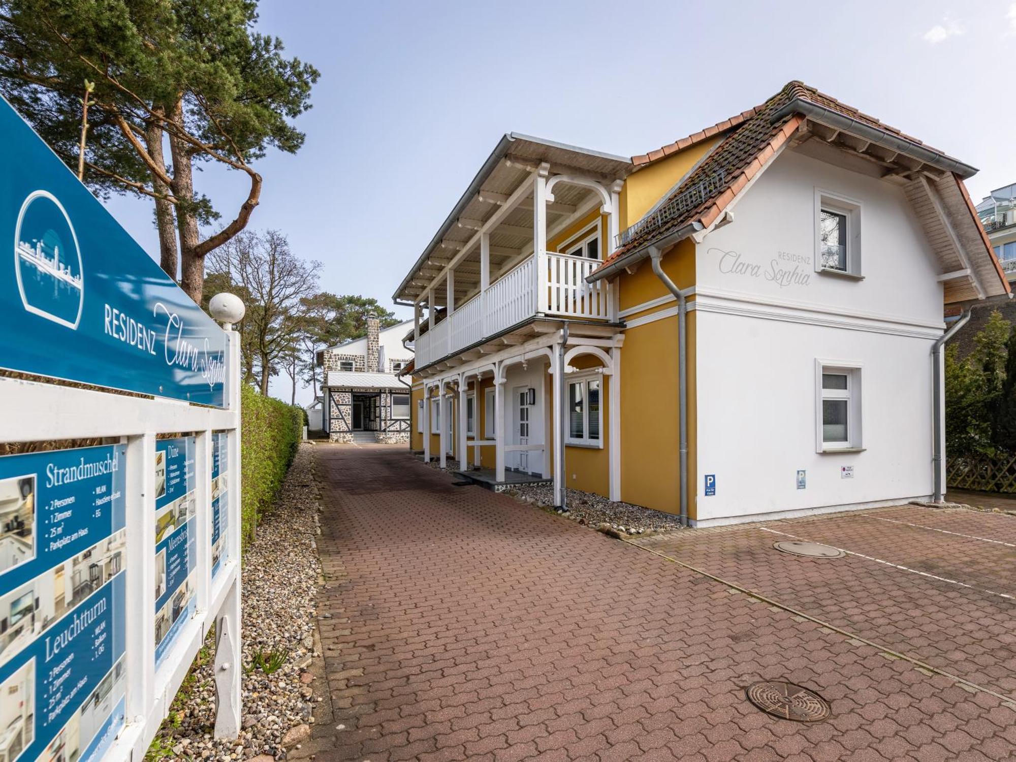 Ferienwohnung Strandlaeufer In Der Residenz Clara Sophia Binz Exterior photo